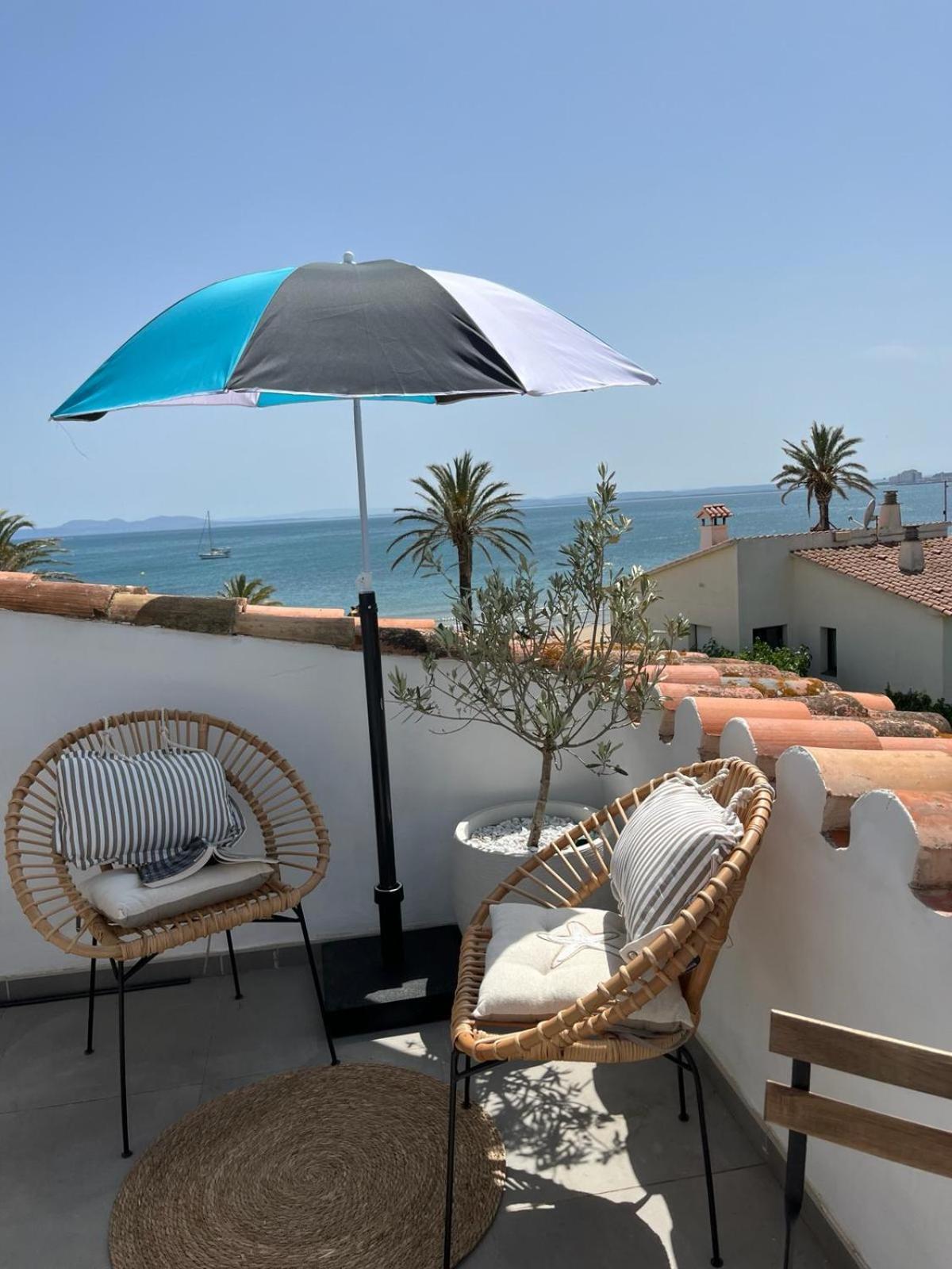Atico Rhodes Playa Apartment